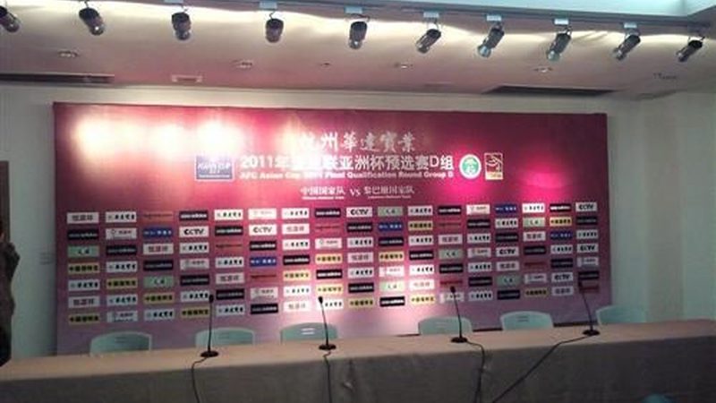 在进行拼版时，需要将文件内容进行分割和拼接。以下是一些分割与拼接的技巧：